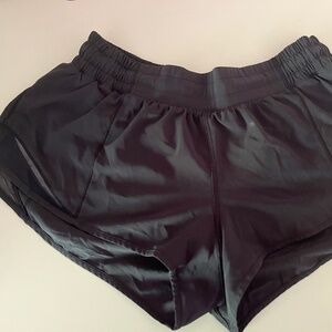 Hotty Hot Low-Rise Lined Short 2.5"